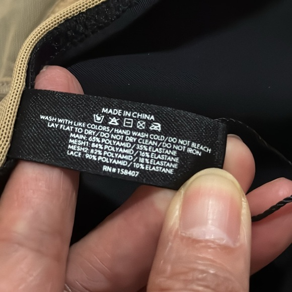 Pinsy Sculpting Lace Shapewear Bodysuit Black Lace Compression NWT-3X Long - Picture 12 of 15